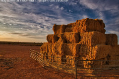 Hay-bales-at-Woomera